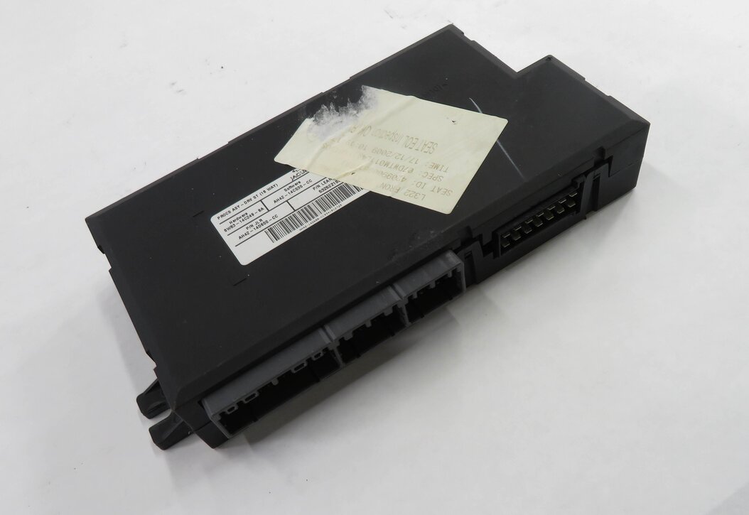 2010 RANGE ROVER (L322) LEFT FRONT DRIVER MEMORY SEAT CONTROL MODULE