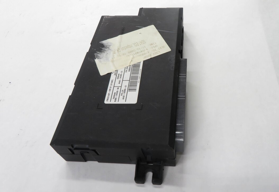 Thumbnail 3: 2010 RANGE ROVER (L322) LEFT FRONT DRIVER MEMORY SEAT CONTROL MODULE