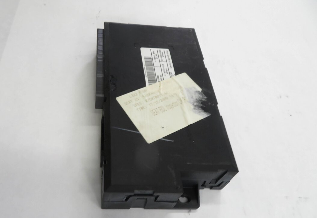 Thumbnail 4: 2010 RANGE ROVER (L322) LEFT FRONT DRIVER MEMORY SEAT CONTROL MODULE