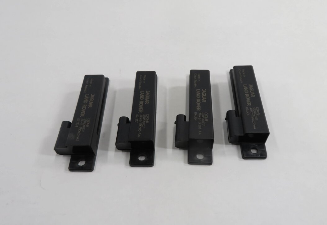 Thumbnail 5: 2010 RANGE ROVER (L322) KEYLESS ENTRY ANTENNA SET-4