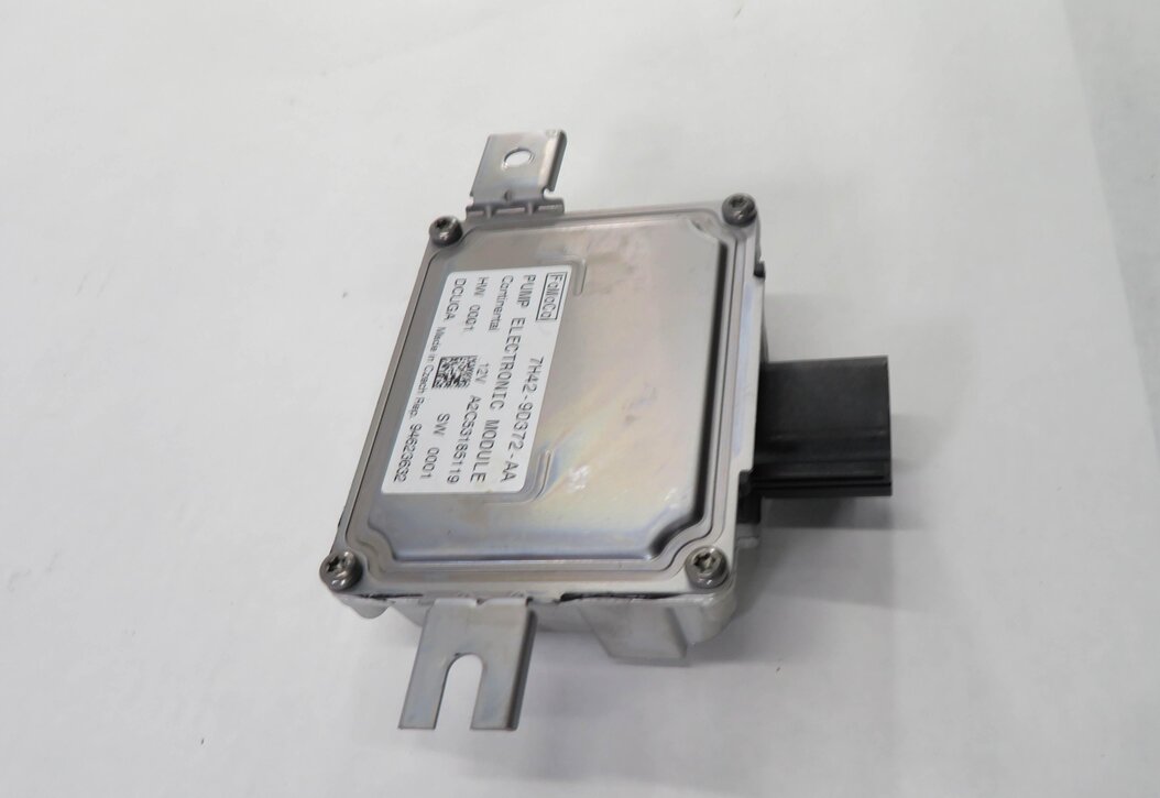 Thumbnail 3: 2010 RANGE ROVER (L322) FUEL PUMP CONTROL MODULE