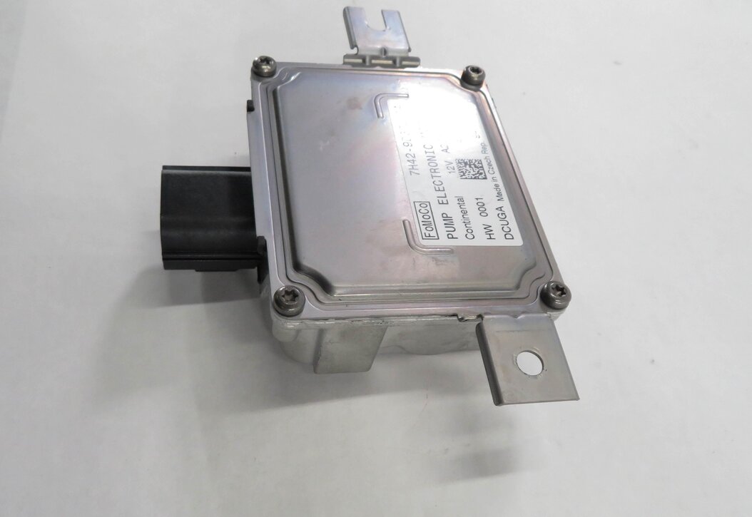 Thumbnail 4: 2010 RANGE ROVER (L322) FUEL PUMP CONTROL MODULE