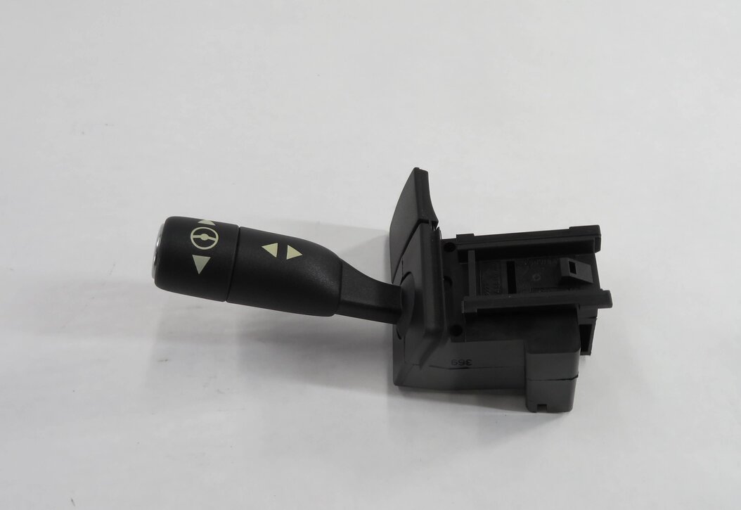 Thumbnail 2: 2010 RANGE ROVER (L322) STEERING ADJUSTER POSITION SWITCH LEVER