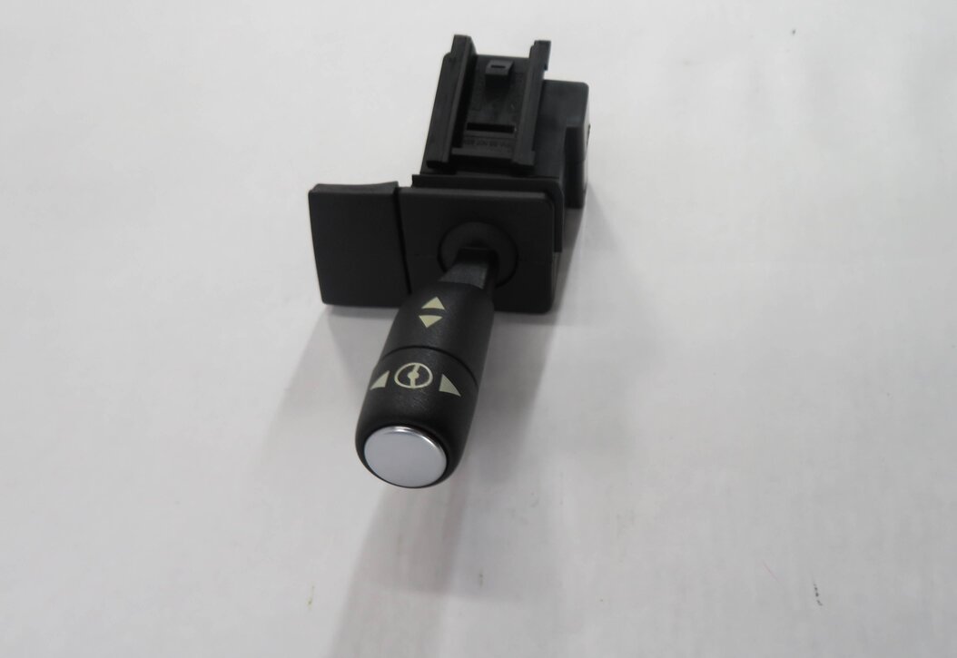 Thumbnail 4: 2010 RANGE ROVER (L322) STEERING ADJUSTER POSITION SWITCH LEVER