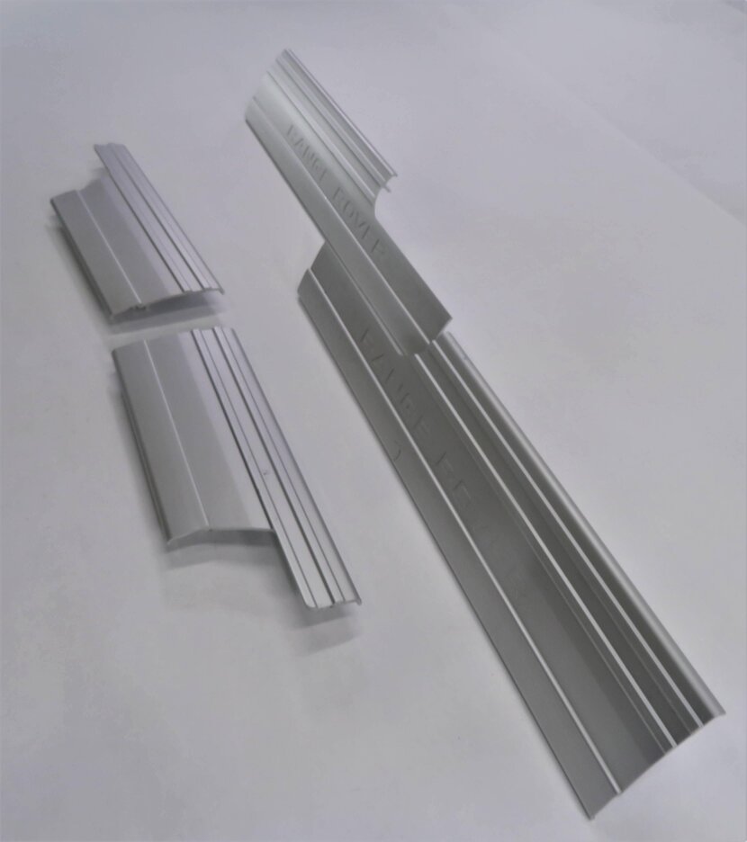 Thumbnail 2: 2010 RANGE ROVER (L322) FRONT & REAR DOOR SILL SCUFF PANEL TRIM SET-4