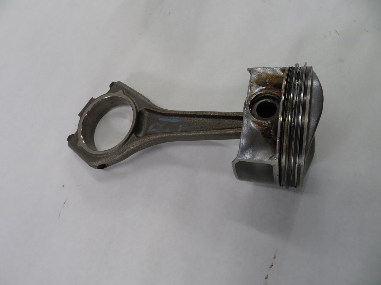 Thumbnail 3: 2010 RANGE ROVER (L322) 5.0L AJ133 V8 (NON SUPER ENGINE) RIGHT PISTON w/ ROD