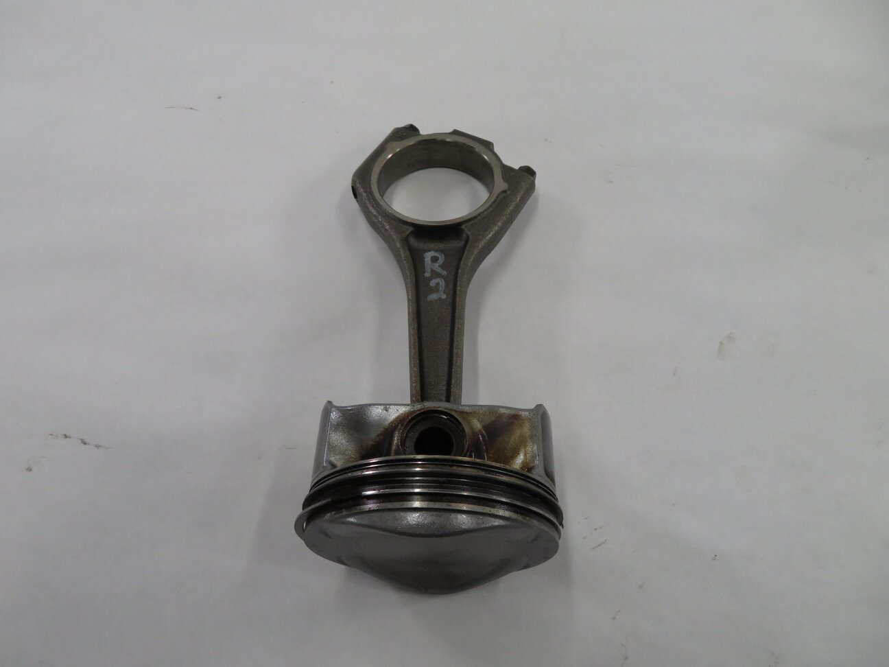 2010 RANGE ROVER (L322) 5.0L AJ133 V8 (NON SUPER ENGINE) RIGHT PISTON w/ ROD