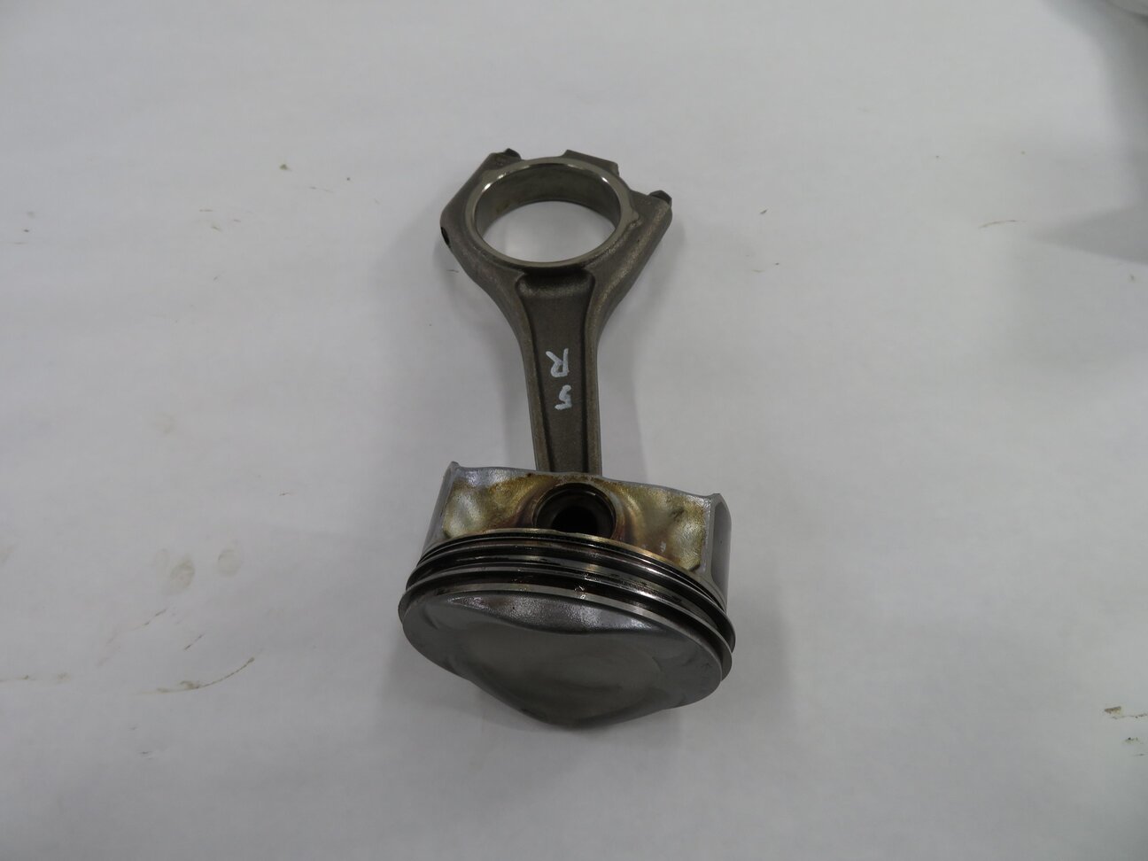 Thumbnail 2: 2010 RANGE ROVER (L322) 5.0L AJ133 V8 (NON SUPER ENGINE) RIGHT PISTON w/ ROD