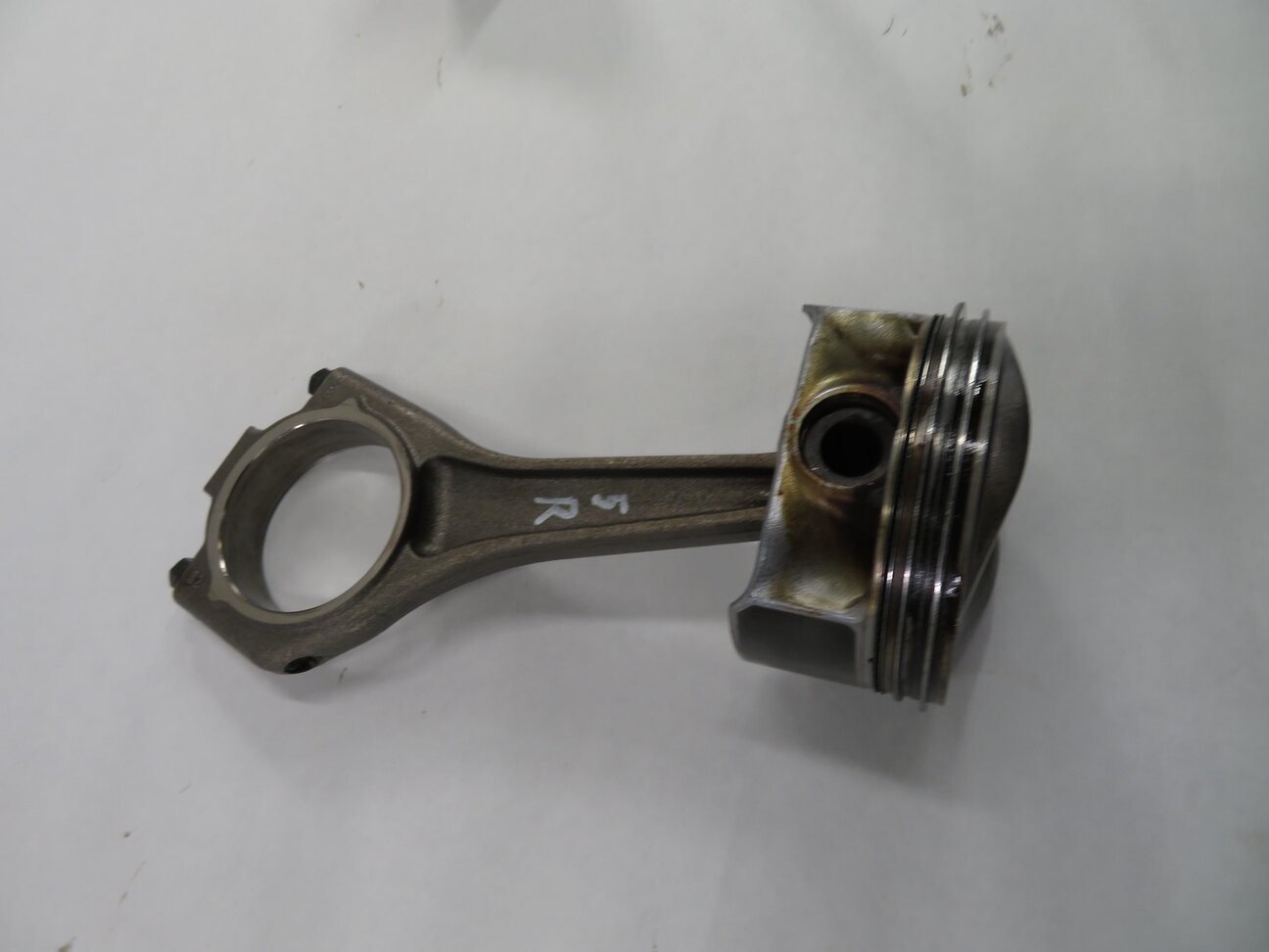 Thumbnail 3: 2010 RANGE ROVER (L322) 5.0L AJ133 V8 (NON SUPER ENGINE) RIGHT PISTON w/ ROD