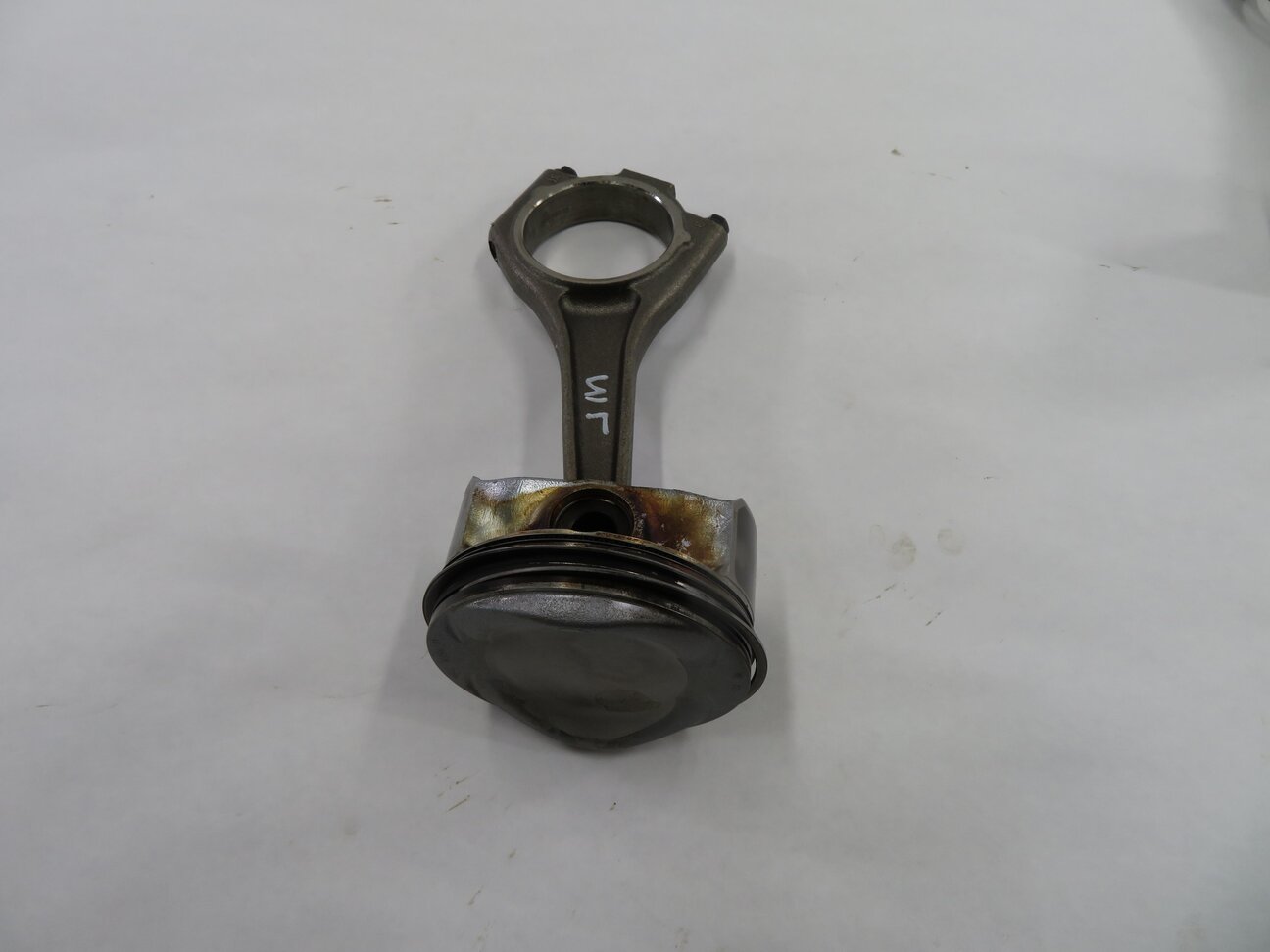 Thumbnail 2: 2010 RANGE ROVER (L322) 5.0L AJ133 V8 (NON SUPER ENGINE) LEFT PISTON w/ ROD