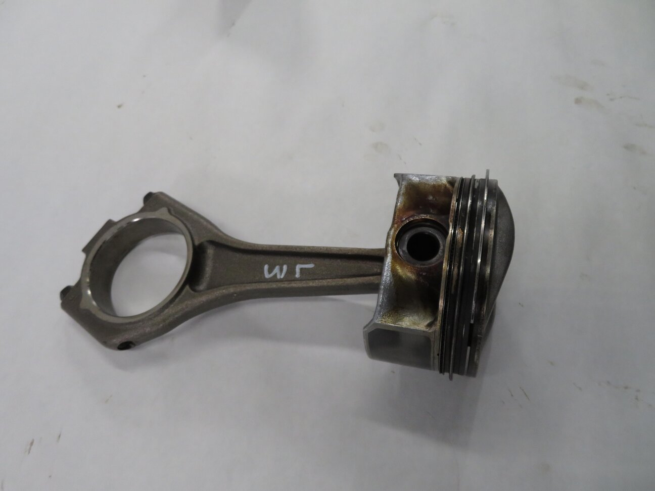 Thumbnail 4: 2010 RANGE ROVER (L322) 5.0L AJ133 V8 (NON SUPER ENGINE) LEFT PISTON w/ ROD