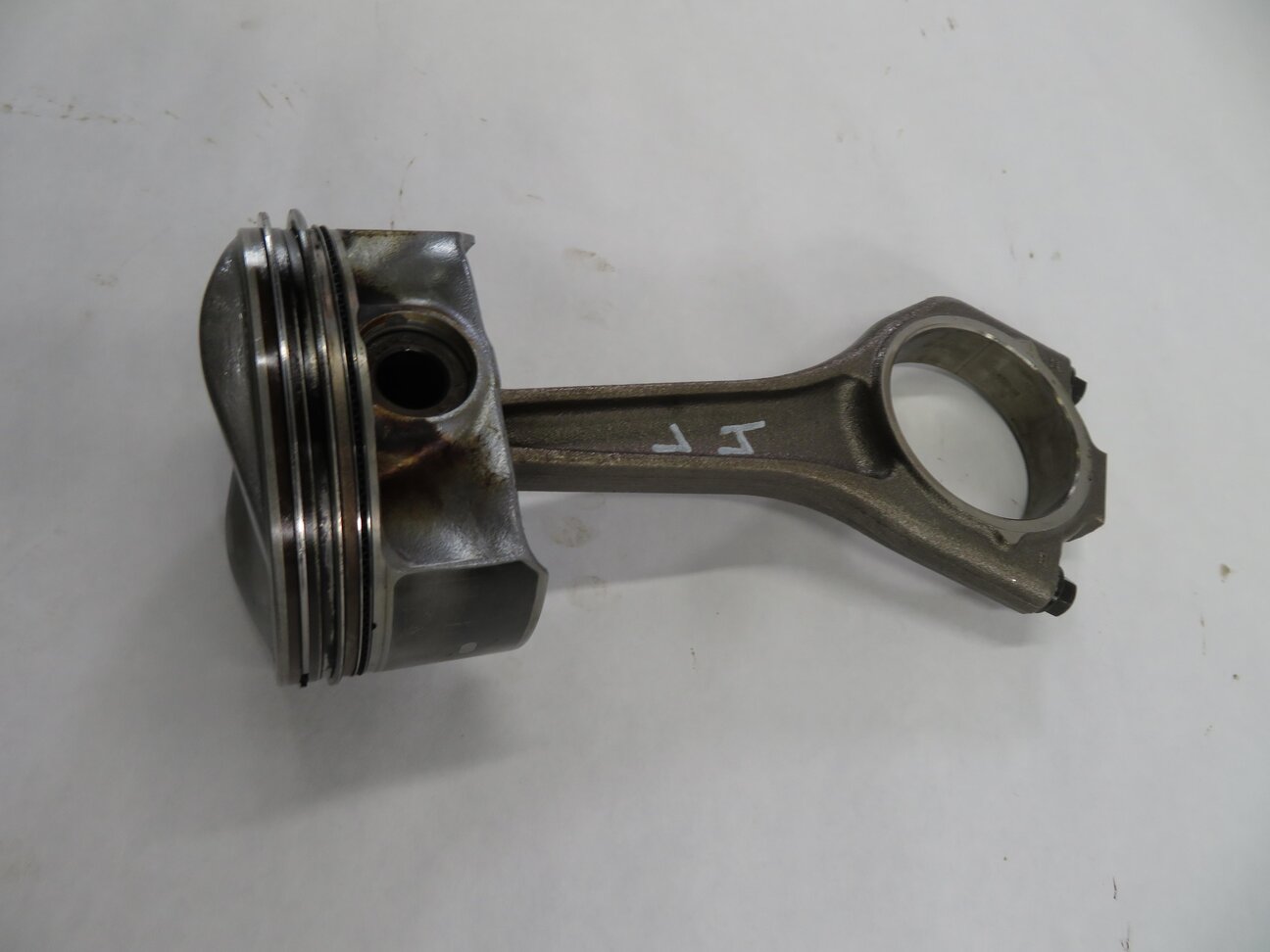Thumbnail 4: 2010 RANGE ROVER (L322) 5.0L AJ133 V8 (NON SUPER ENGINE) LEFT PISTON w/ ROD