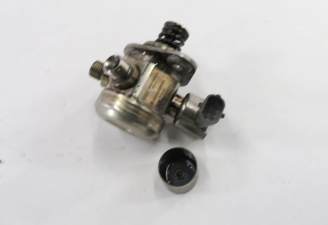 Thumbnail 2: 10-17 LR4 RANGE ROVER SPORT (L322 L320 L405 L494) 3.0L 5.0L MECHANICAL FUEL PUMP