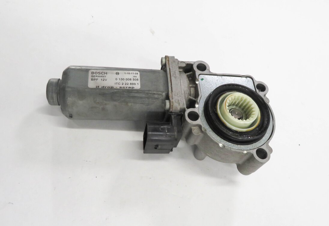 Thumbnail 3: 05-16 LR3 LR4 / RANGE ROVER SPORT (L320 L322) TRANSFER CASE ELECTRIC SHIFT MOTOR