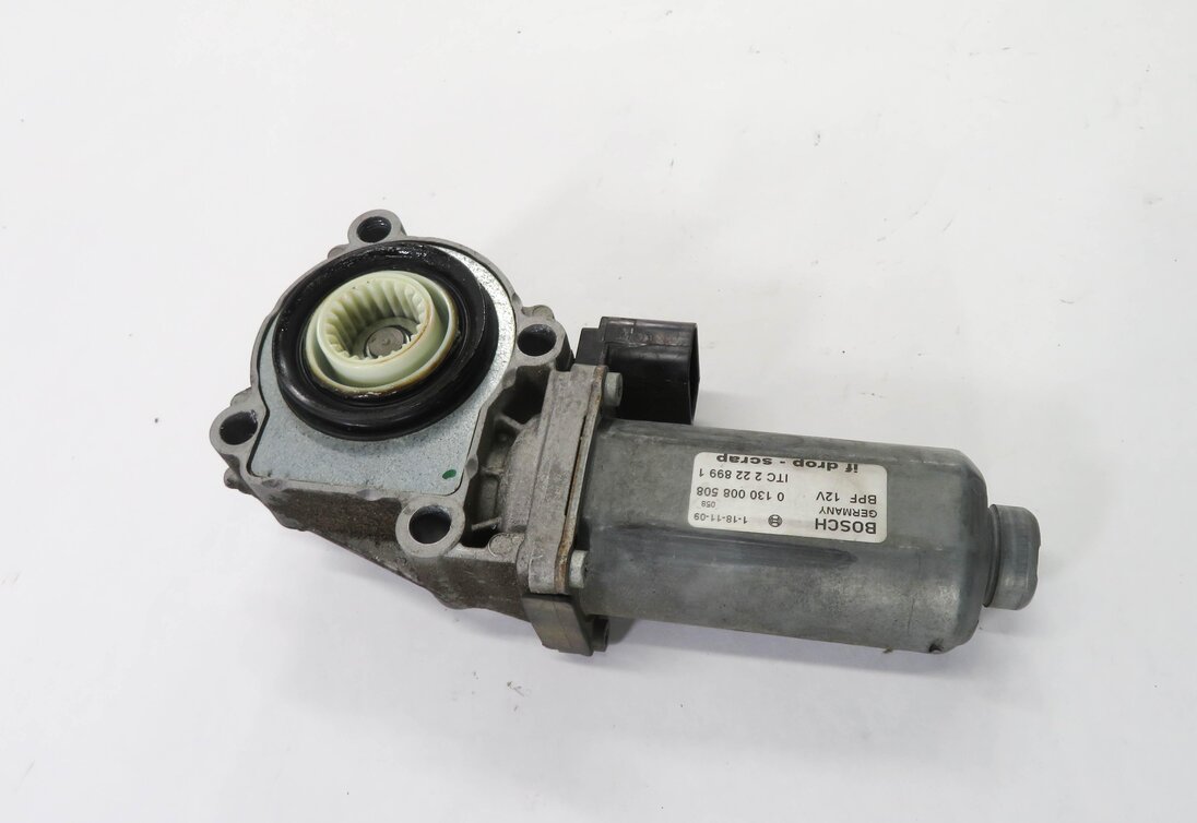 Thumbnail 4: 05-16 LR3 LR4 / RANGE ROVER SPORT (L320 L322) TRANSFER CASE ELECTRIC SHIFT MOTOR
