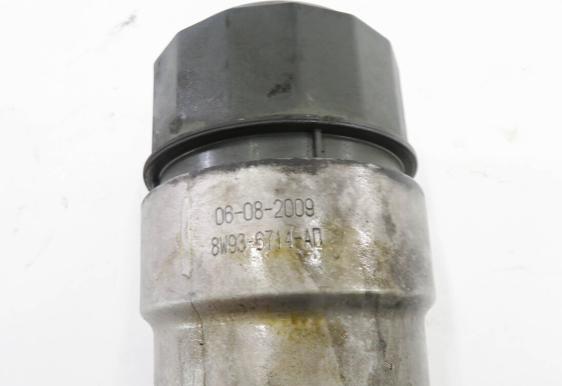 Thumbnail 7: 2010 RANGE ROVER (L322) 5.0L AJ133 V8 ENGINE - OIL FILTER HOUSING w/ CAP