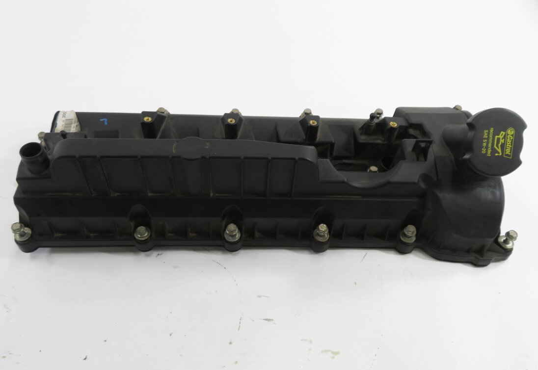Thumbnail 2: 2010-2018 RANGE ROVER / SPORT (L320 L322 L494 L405) 5.0L V8 LEFT VALVE COVER