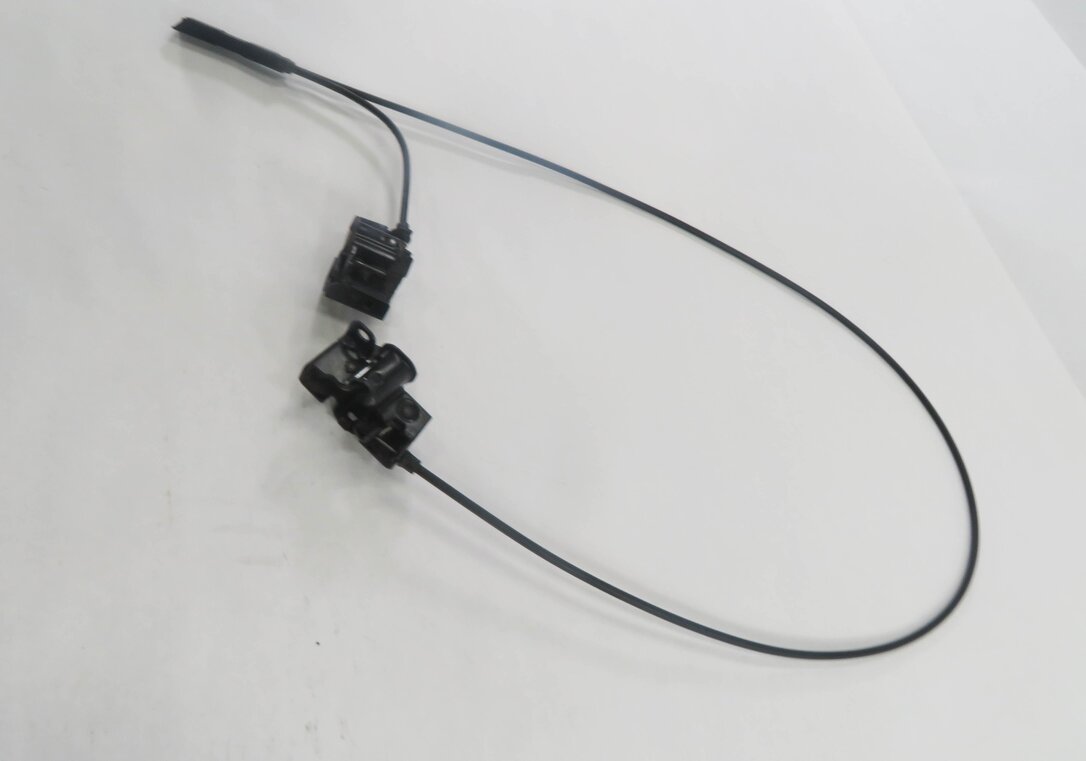 Thumbnail 3: 2011 MERCEDES BENZ ML350 (W164) FRONT LEFT & RIGHT LOWER HOOD LATCH SET-2
