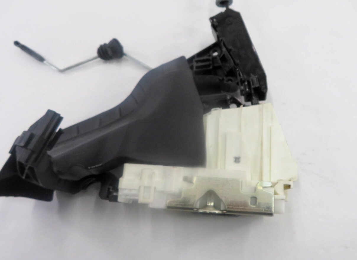 Thumbnail 5: 07-12 MB GL320 GL350 GL450 GL550 ML320 ML350 - RIGHT FRONT KEYLESS GO DOOR LATCH