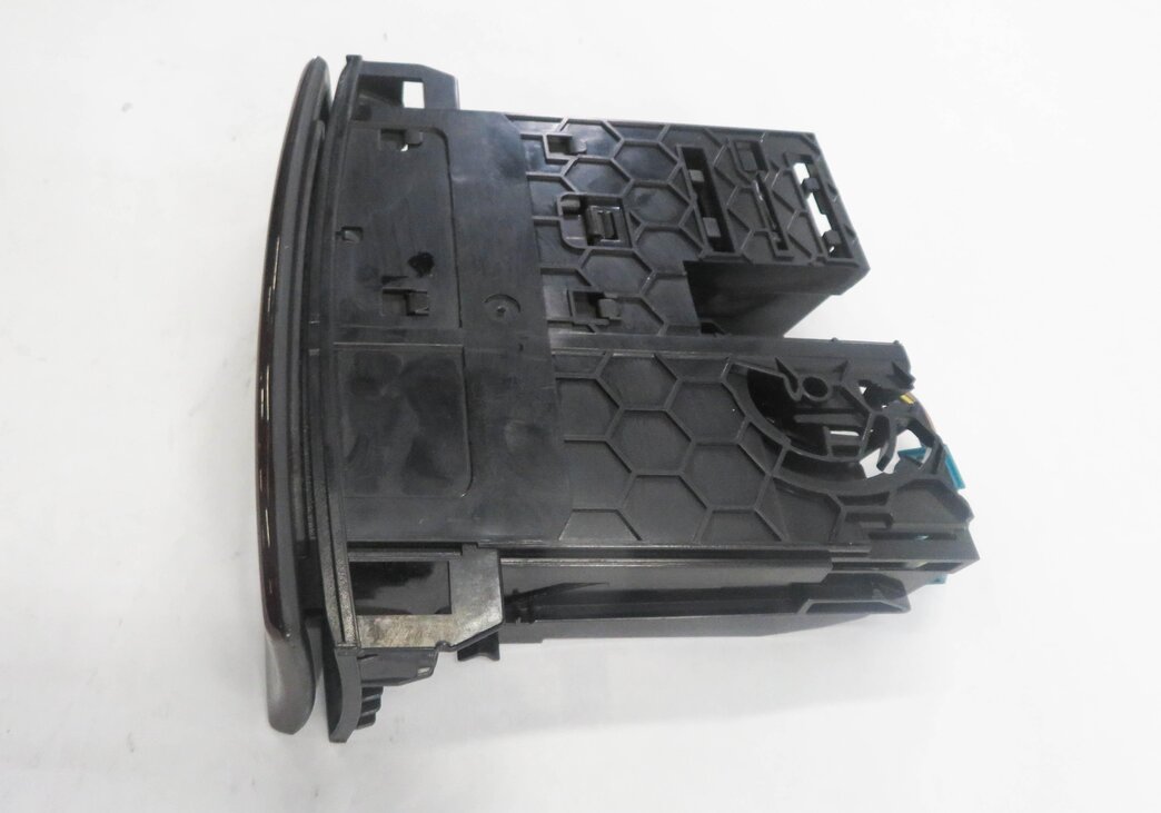 Thumbnail 3: 2008 MERCEDES GL320 (X164) FRONT CENTER CONSOLE ASH TRAY COMPARTMENT (WALNUT)