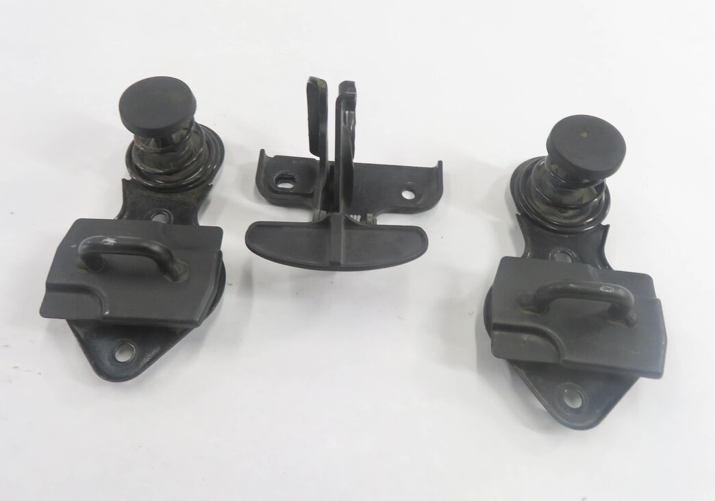 Thumbnail 2: 2011 MERCEDES BENZ ML350 (W164) FRONT HOOD SAFETY LATCH SET-3