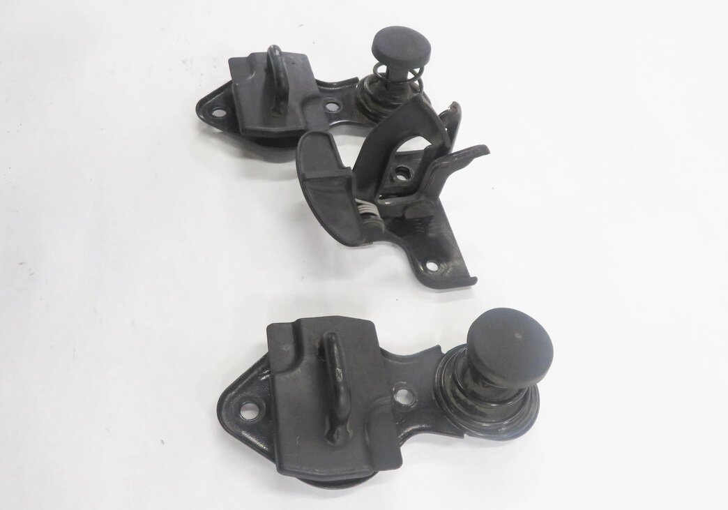Thumbnail 4: 2011 MERCEDES BENZ ML350 (W164) FRONT HOOD SAFETY LATCH SET-3