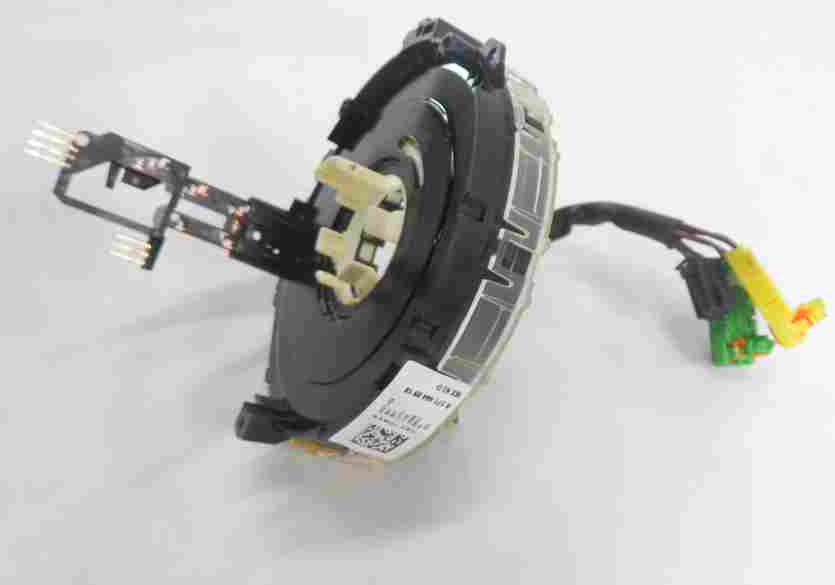 Thumbnail 5: 2011 MERCEDES ML350 W164 3.0T NON HEATED STEERING COLUMN WHEEL CLOCKSPRING