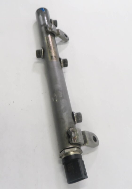 Thumbnail 5: 2011 MERCEDES BENZ ML350 (W164) 3.0L DIESEL ENGINE - RIGHT FUEL RAIL
