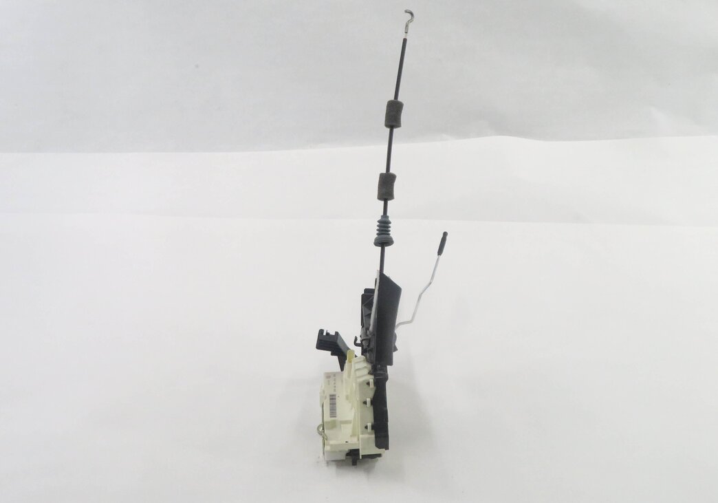 Thumbnail 5: 09-11 MB ML320 ML350 ML450 ML550 (W164) RIGHT REAR KEYLESS GO DOOR LOCK LATCH