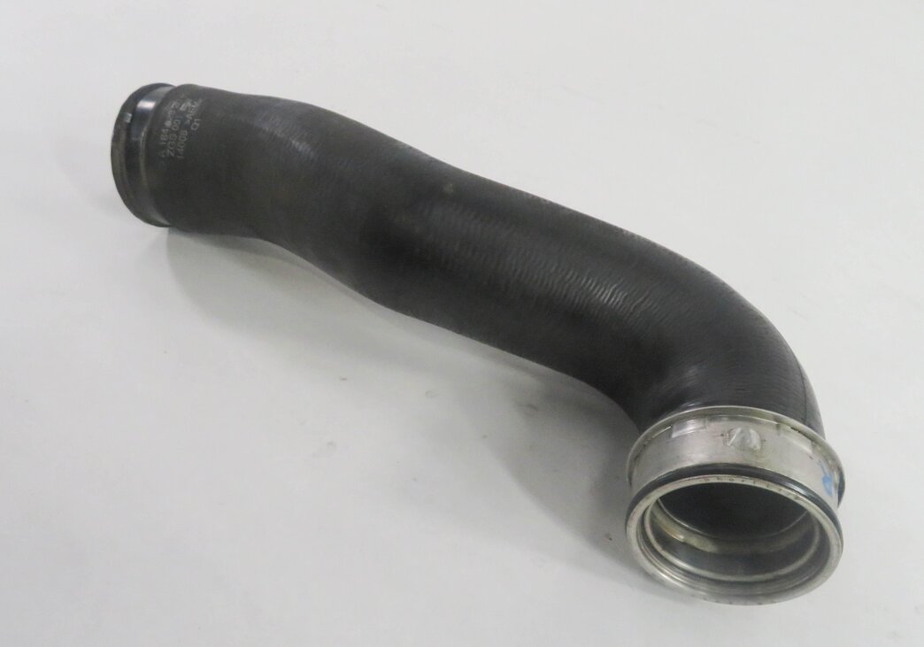 Thumbnail 1: 2011 MERCEDES BENZ ML350 (W164) 3.0L DIESEL ENGINE - RIGHT INTERCOOLER HOSE PIPE