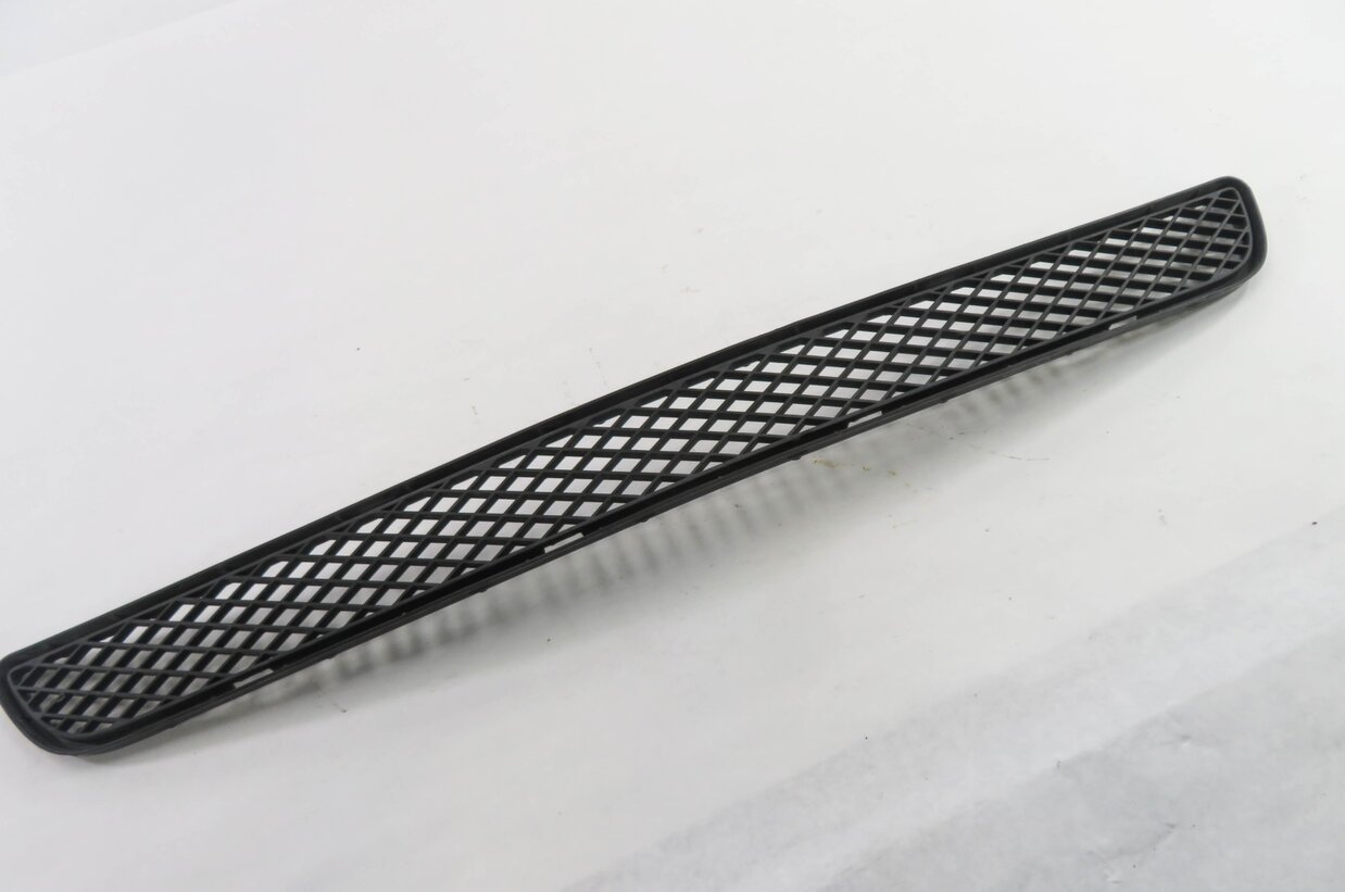 2008 MERCEDES ML320 (W164) FRONT LOWER CENTER BUMPER AIR VENT GRILLE