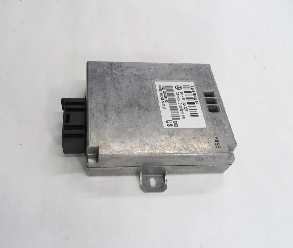 Thumbnail 3: 06-12 MB E320 E350 E550 G500 GL320 GL350 GL450 ML320 ML350 VOICE CONTROL MODULE