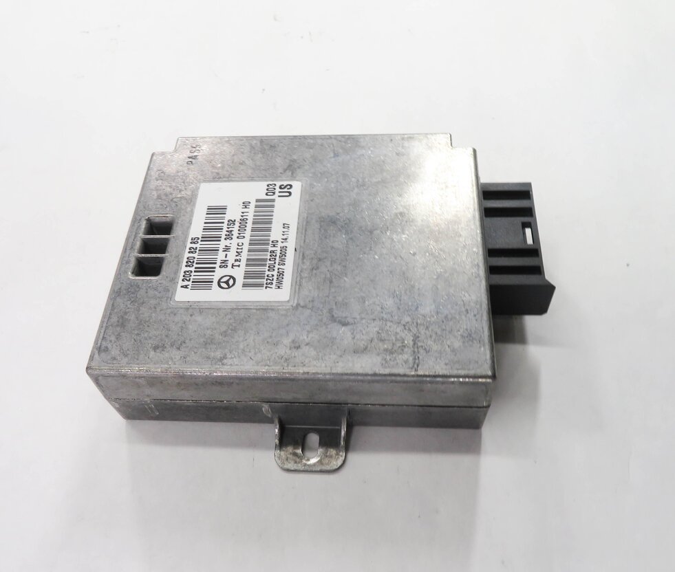 Thumbnail 4: 06-12 MB E320 E350 E550 G500 GL320 GL350 GL450 ML320 ML350 VOICE CONTROL MODULE