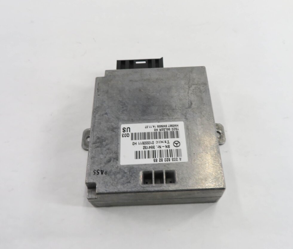 Thumbnail 5: 06-12 MB E320 E350 E550 G500 GL320 GL350 GL450 ML320 ML350 VOICE CONTROL MODULE