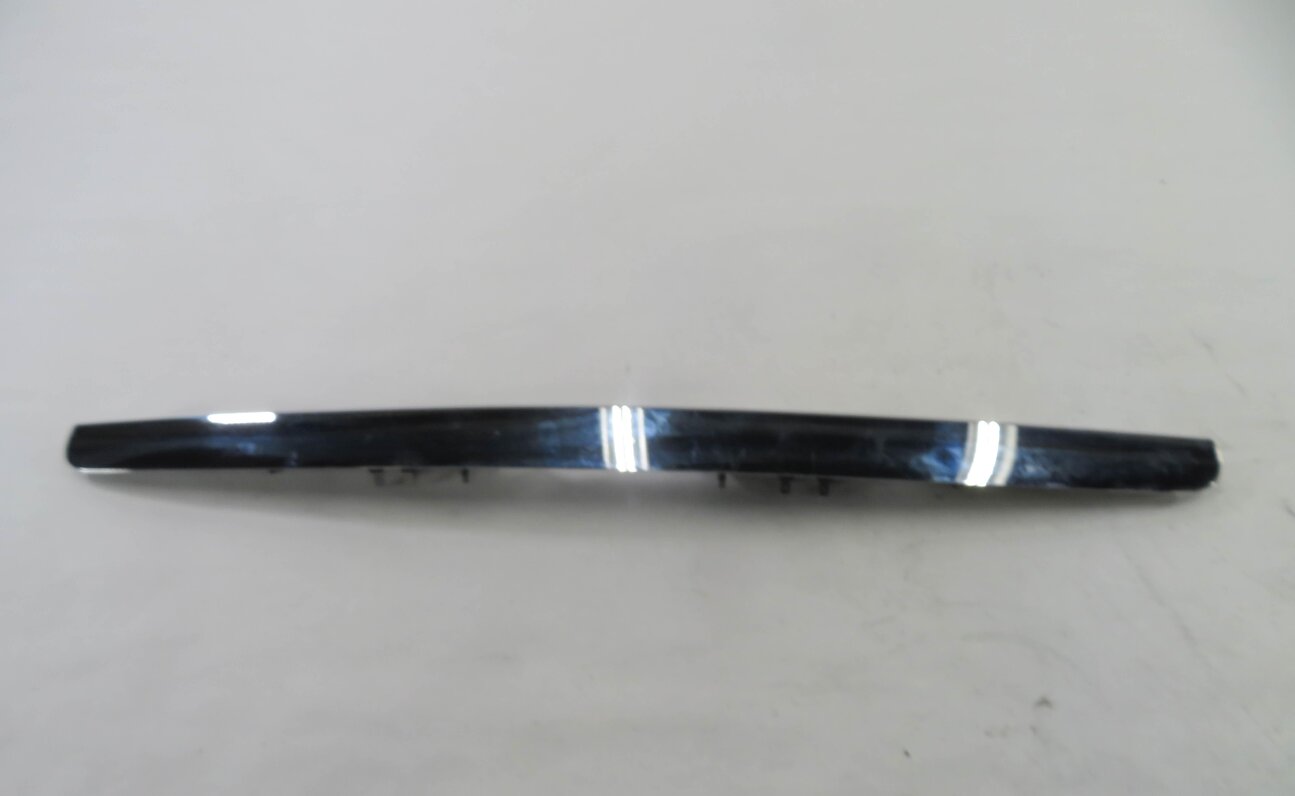 2008 MERCEDES ML320 (W164) REAR LICENCE PLATE LIGHT PANEL (CHROME)