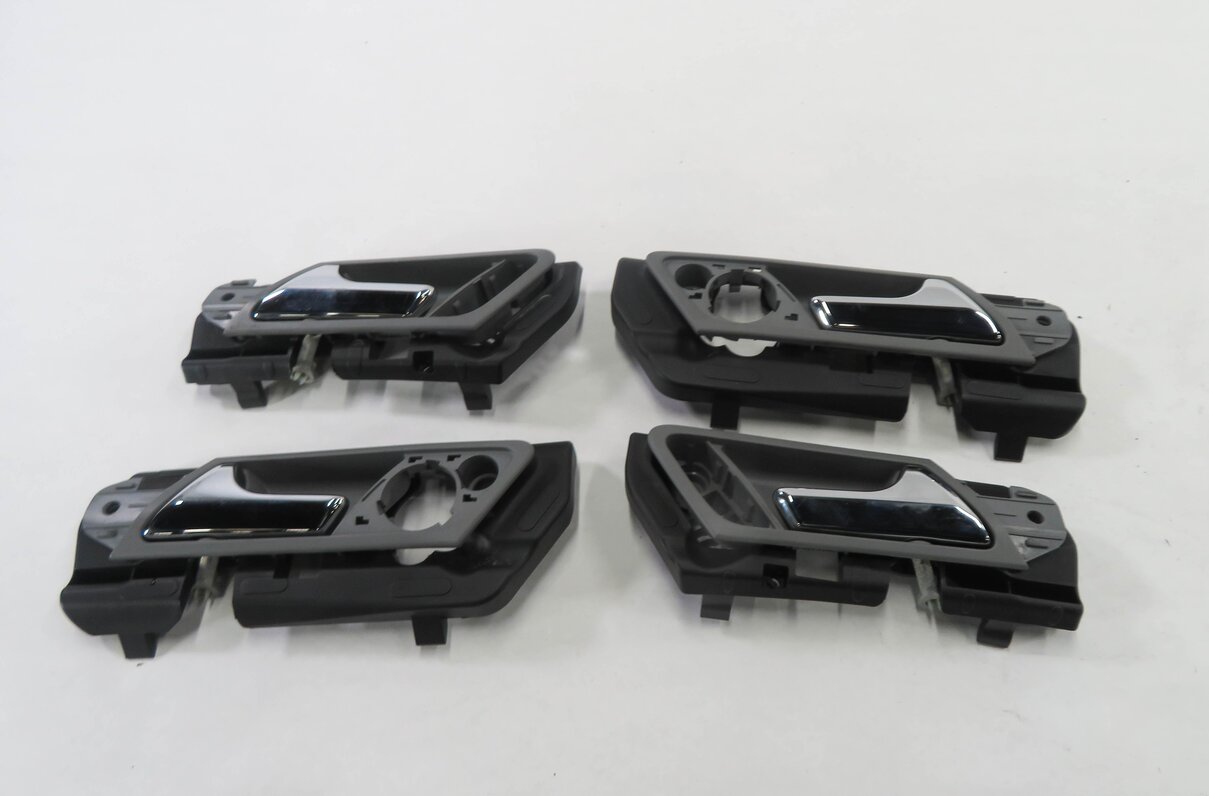 Thumbnail 2: 06-12 MERCEDES GL350 GL450 GL550 ML320 ML350 ML450 ML550 DOOR HANDLE SET (GRAY)