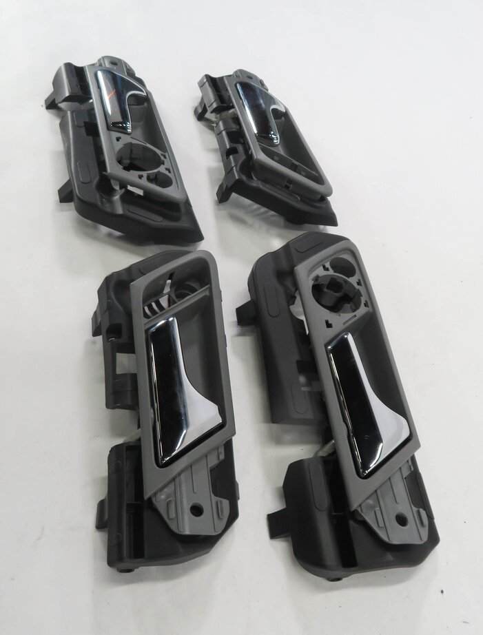 Thumbnail 3: 06-12 MERCEDES GL350 GL450 GL550 ML320 ML350 ML450 ML550 DOOR HANDLE SET (GRAY)