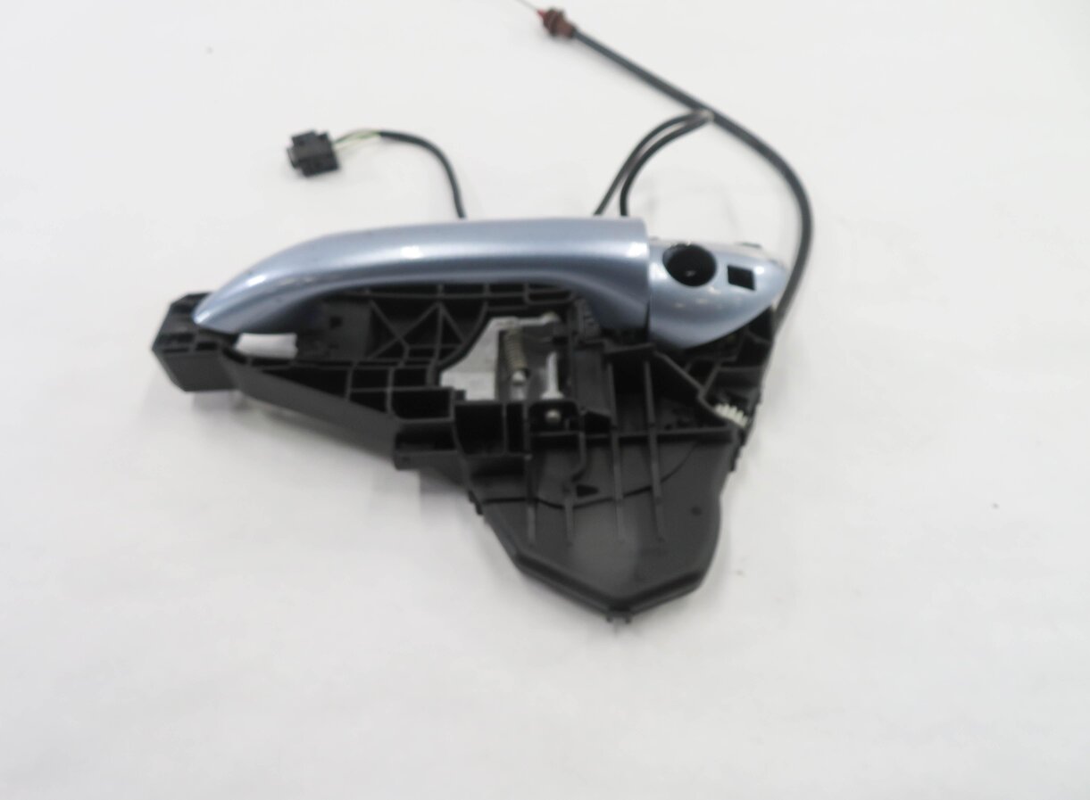 Thumbnail 5: 2008 MERCEDES ML320 (W164) LEFT FRONT DRIVER DOOR HANDLE (LASURITE BLUE)