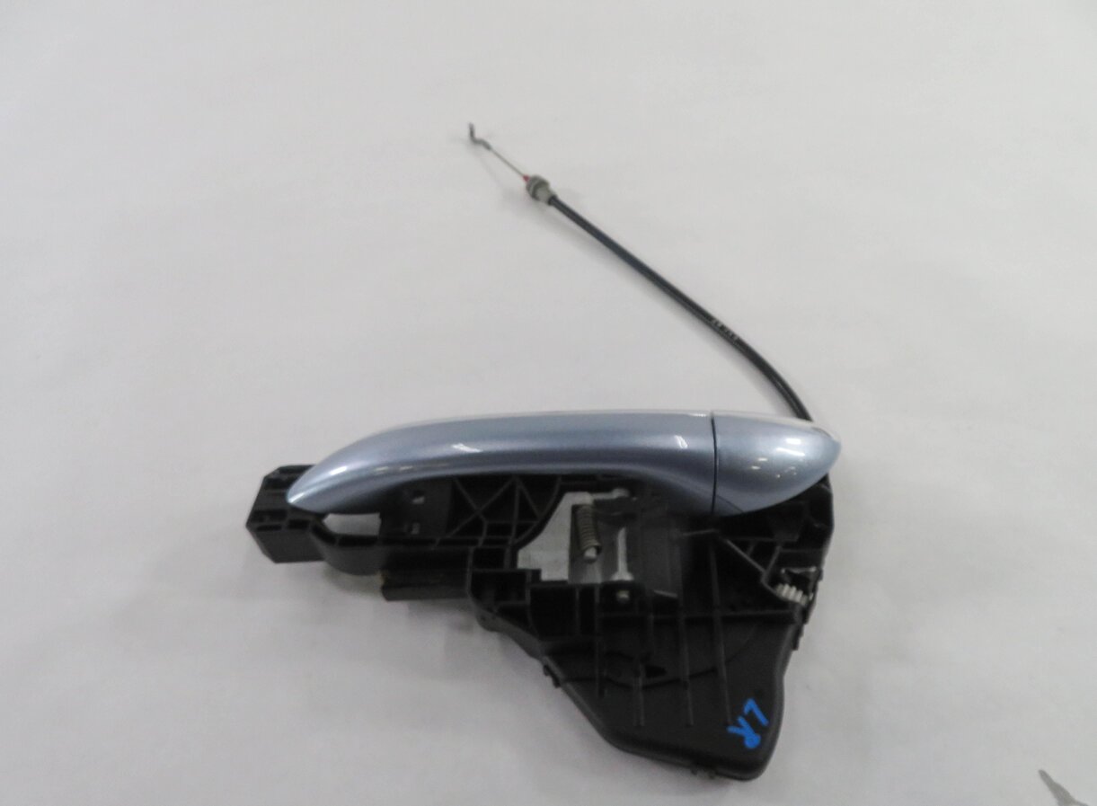 Thumbnail 3: 2008 MERCEDES ML320 (W164) LEFT SIDE REAR EXTERIOR DOOR HANDLE (LASURITE BLUE)