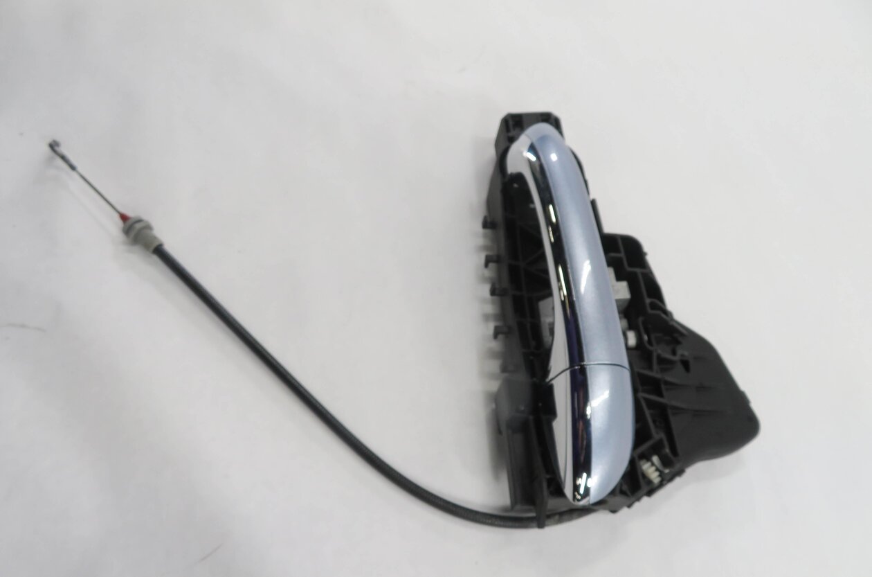 Thumbnail 4: 2008 MERCEDES ML320 (W164) RIGHT SIDE REAR EXTERIOR DOOR HANDLE (LASURITE BLUE)