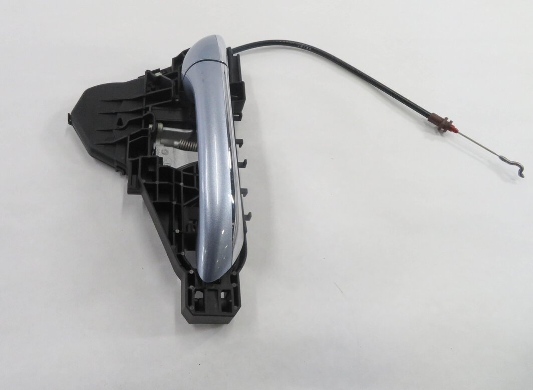 Thumbnail 3: 2008 MERCEDES ML320 (W164) RIGHT FRONT PASSENGER EXTERIOR DOOR HANDLE (BLUE)