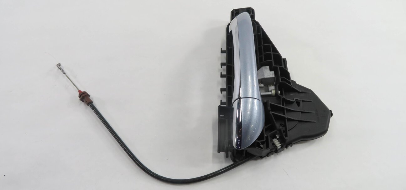 Thumbnail 5: 2008 MERCEDES ML320 (W164) RIGHT FRONT PASSENGER EXTERIOR DOOR HANDLE (BLUE)