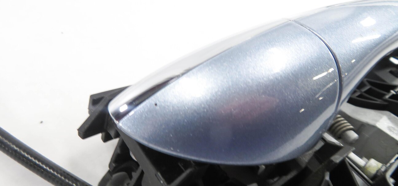Thumbnail 8: 2008 MERCEDES ML320 (W164) RIGHT FRONT PASSENGER EXTERIOR DOOR HANDLE (BLUE)