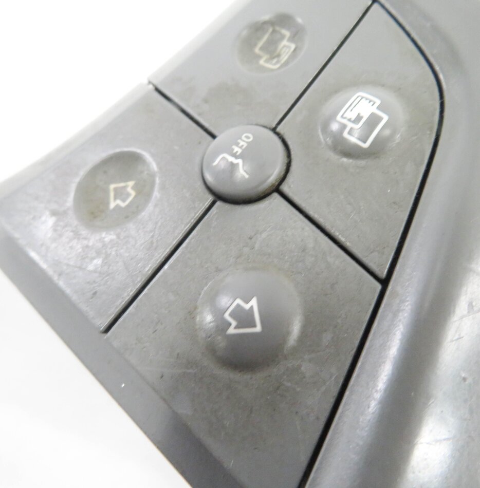 Thumbnail 9: 2008 MERCEDES ML320 (W164) STEERING SWITCH BUTTON SET-2 (GRAY)