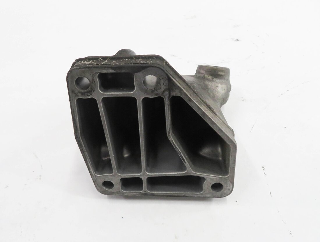 Thumbnail 7: 2008 MERCEDES ML320 (W164) 3.0L OM642 DIESEL - LEFT ENGINE MOUNT BRACKET