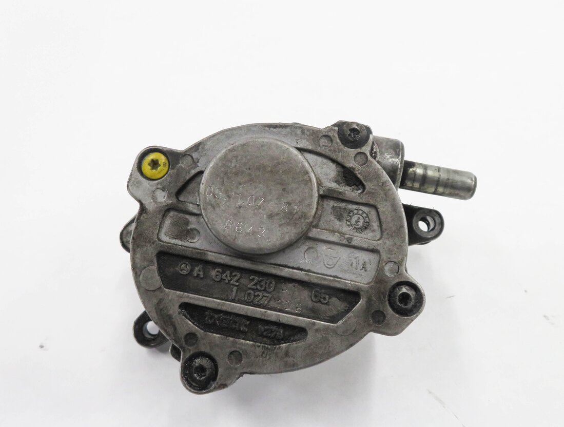 Thumbnail 7: 08-13 MERCEDES E320 E350 GL320 GL350 ML320 ML350 R350 - 3.0L DIESEL VACUUM PUMP