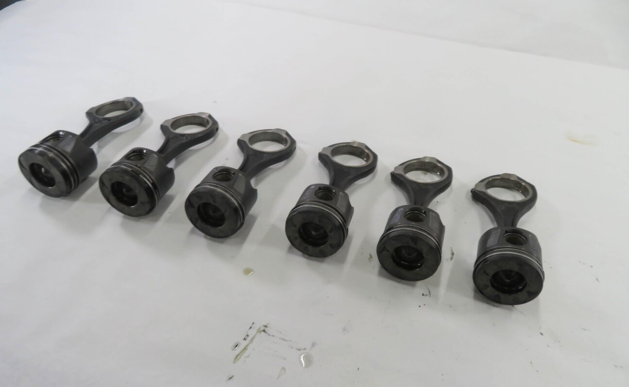 07-08 MERCEDES GL320 ML320 R320 (X164 W164 W251) 3.0L OM642 DIESEL PISTON SET-6