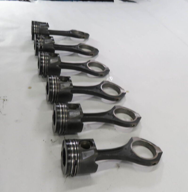 Thumbnail 4: 07-08 MERCEDES GL320 ML320 R320 (X164 W164 W251) 3.0L OM642 DIESEL PISTON SET-6