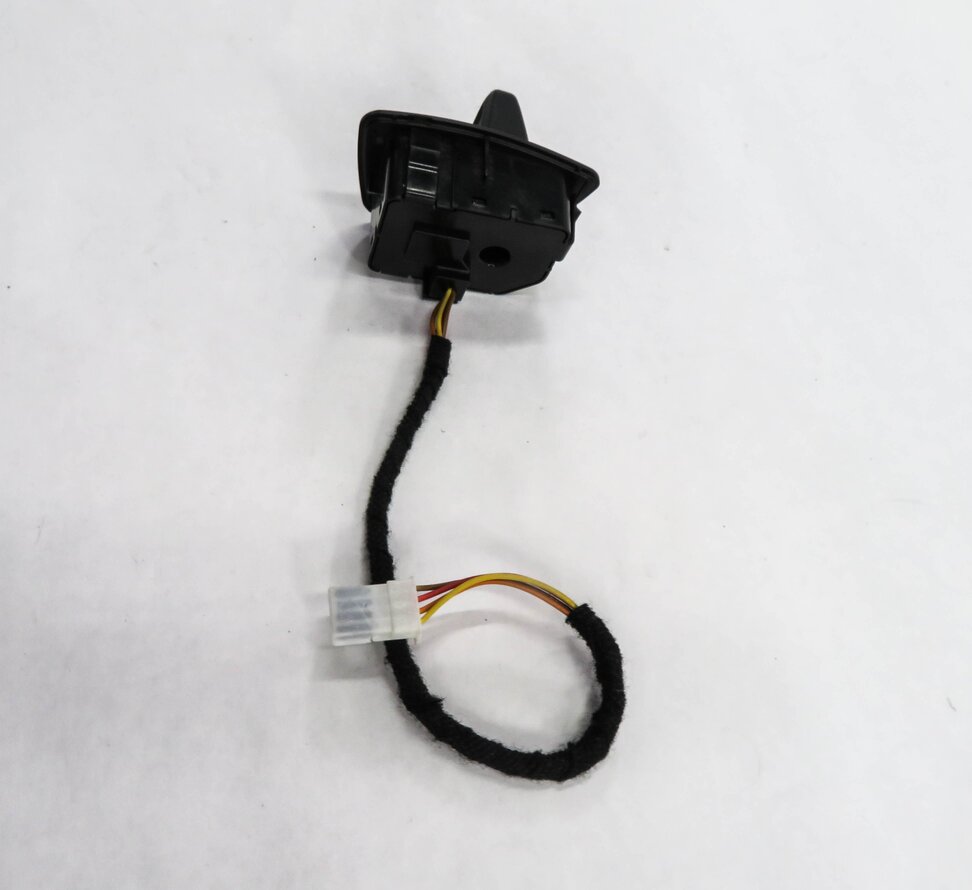 Thumbnail 4: 2011 BMW 750i (F01) STEERING ADJUSTMENT SWITCH BUTTON
