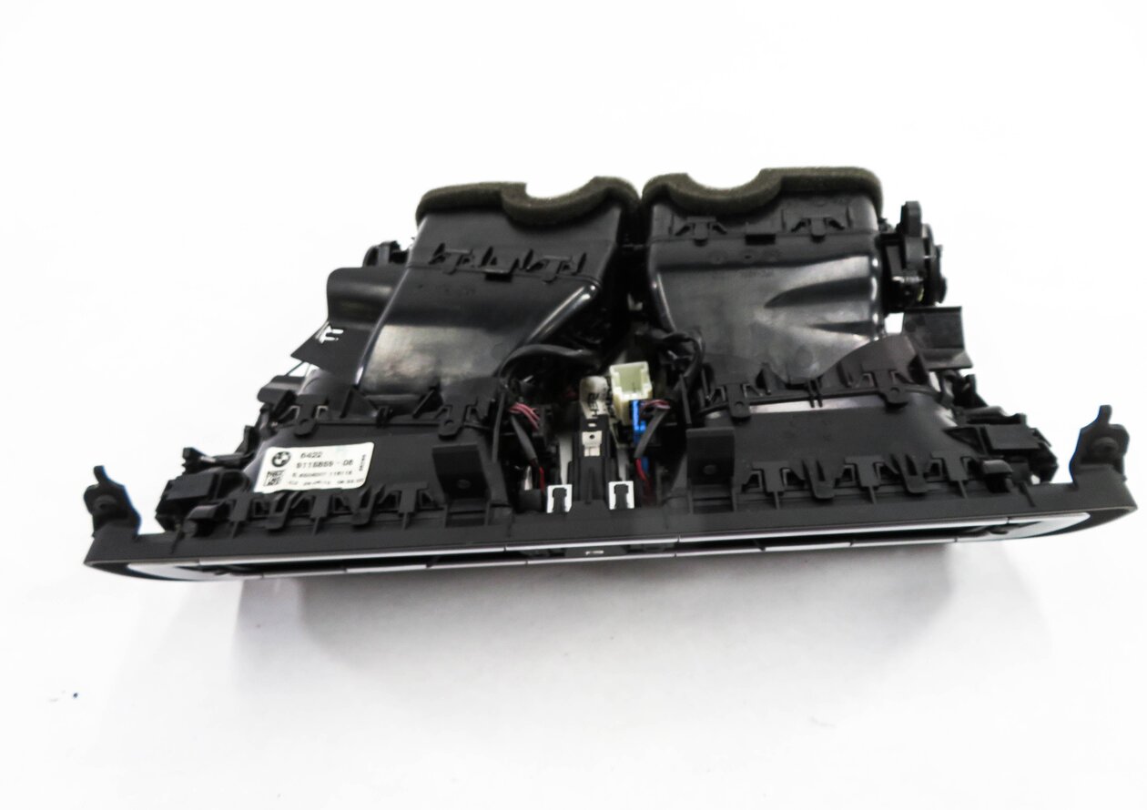 Thumbnail 6: 2011 BMW 750i (F01) CENTER DASH HEATER A/C AIR VENT w/ HAZARD & CENTRAL LOCK